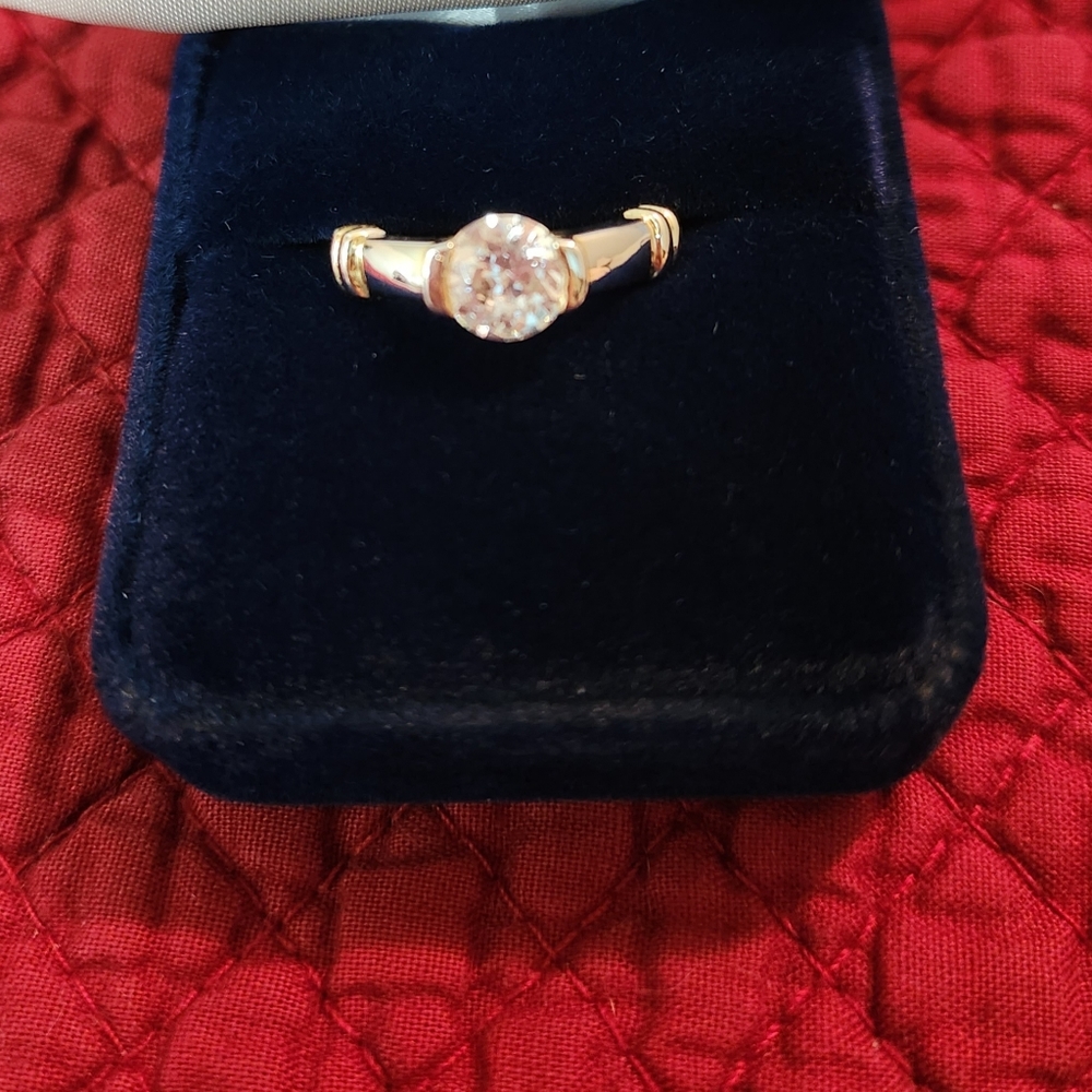 Lady Remington Silver Tone and Clear Crystal Stone Ring Size 8